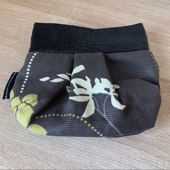 Rebekah Scott Designs Fabric Clutch Purse - Picture 5 of 5